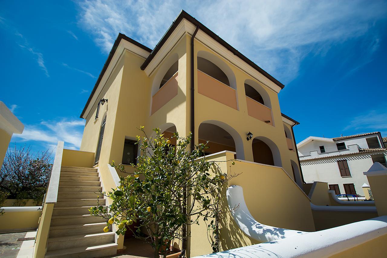 Le Residenze Del Maria Rosaria - Vico Friuli 1 Villa Orosei Bagian luar foto