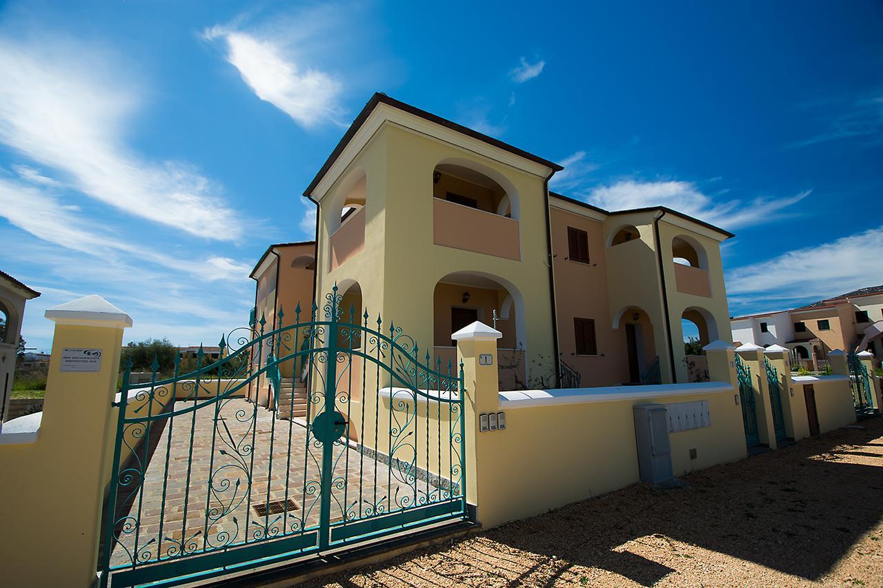 Le Residenze Del Maria Rosaria - Vico Friuli 1 Villa Orosei Bagian luar foto